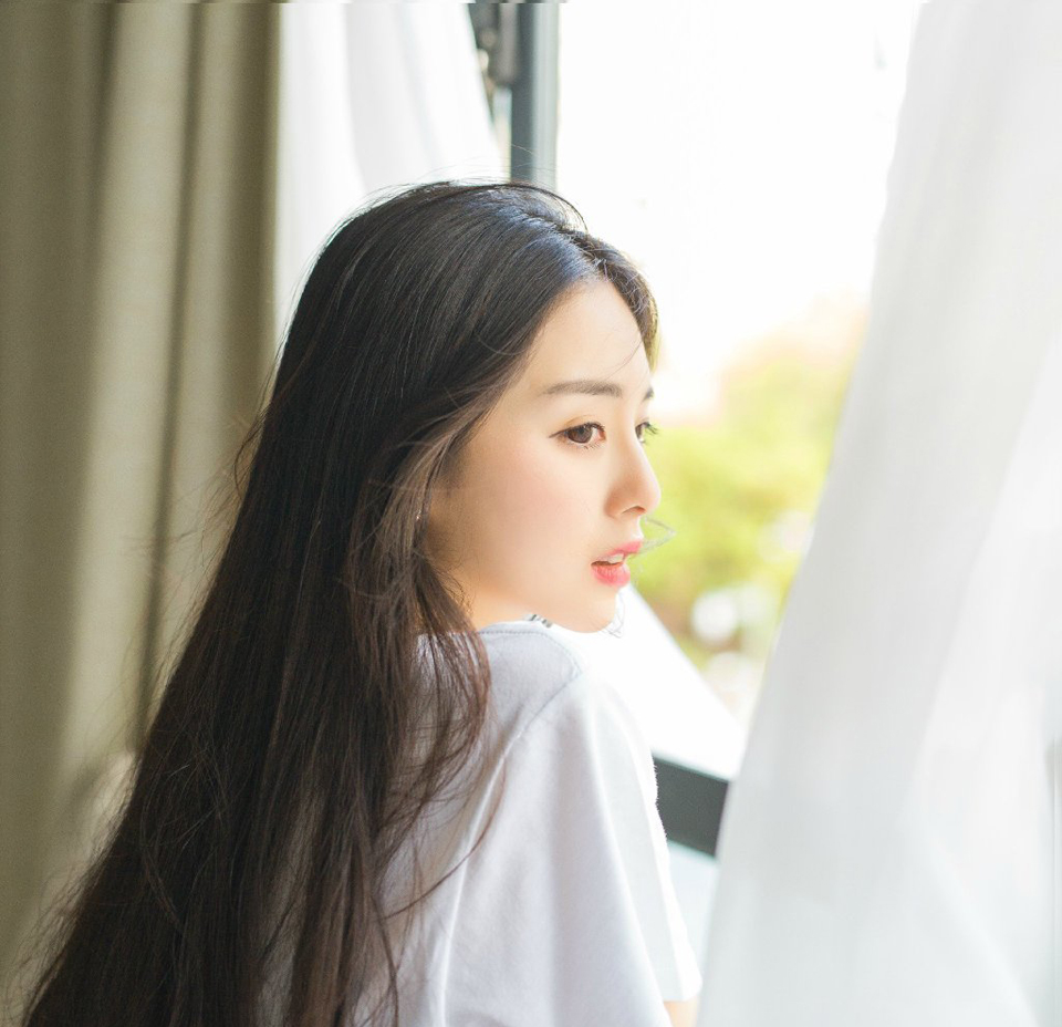 “是又如何？”刘璝冷哼一声道，他现在一门心思找刘璋报仇，但也没想过真投了吕布，因此态度格外强硬。